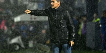 Crisis de resultados y decisiones urgentes: Aldosivi y San Lorenzo se quedan sin técnicos