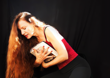 Mónica Maffía trae al Teatro Real su aclamado unipersonal sobre Shakespeare