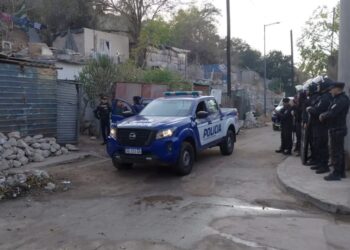 48 allanamientos y 11 detenidos por robos y violencia