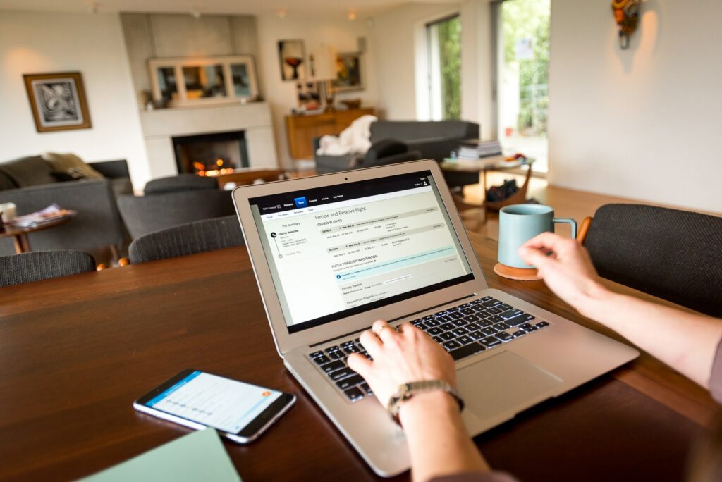 Empresas del exterior contratan cada vez más profesionales argentinos