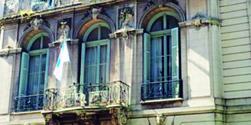 Aquellos que se hacen los morales moral