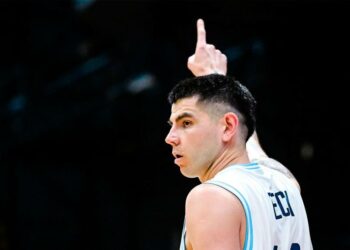 Con Deck como figura, Argentina se recuperó con un claro triunfo sobre Panamá