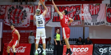 Instituto goleó a Regatas en su vuelta a la Liga Nacional Instituto