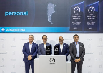 Carlos Bardon (Director Redes e Infraestructura) - Gonzalo Hita (COO Personal) - Roberto Nobile (CEO Personal) - Alejandro Martínez (Director Conectividad)