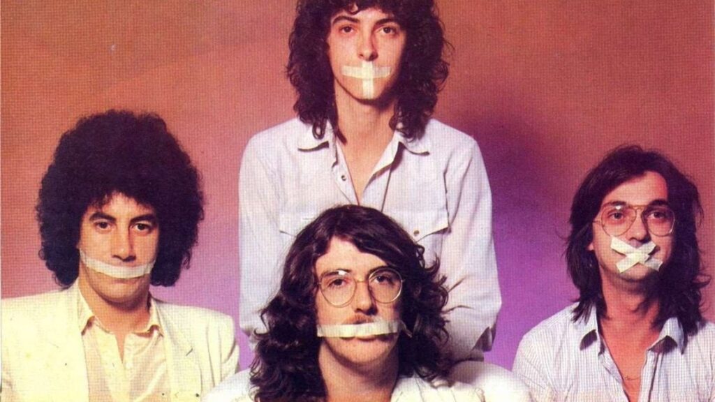 El peso de la palabra: La música censurada y las tácticas de resistencia