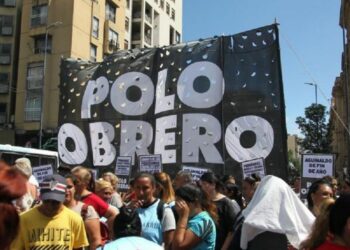 Córdoba organizaciones marchan contra la baja de programas sociales