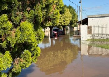 Desde la madrugada, la Provincia despliega equipos de asistencia técnica y operativa en San Justo.