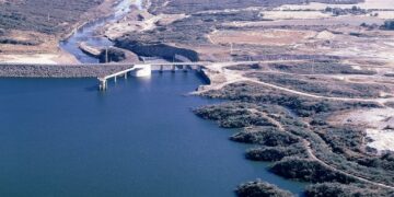 Aumentan las descargas en diques de Córdoba por las lluvias en las cuencas