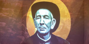 En la ciudad de Córdoba, el Cura estuvo varios años formándose como seminarista y su vida sacerdotal la realizó en Traslasierras.