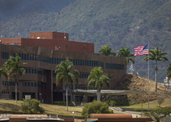 Estados Unidos reabrió su embajada en Venezuela tras siete años de cierre