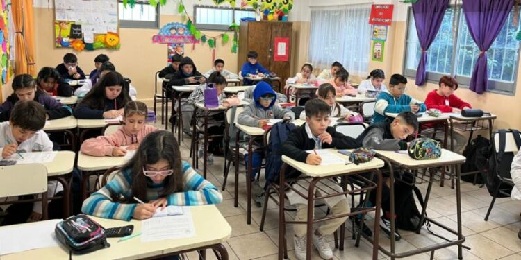 Más de 2.000 estudiantes participaron de la Olimpíada Internacional Canguro Matemático Estudiantes resolvieron desafíos que promueven el pensamiento lógico y el aprendizaje de la matemática.