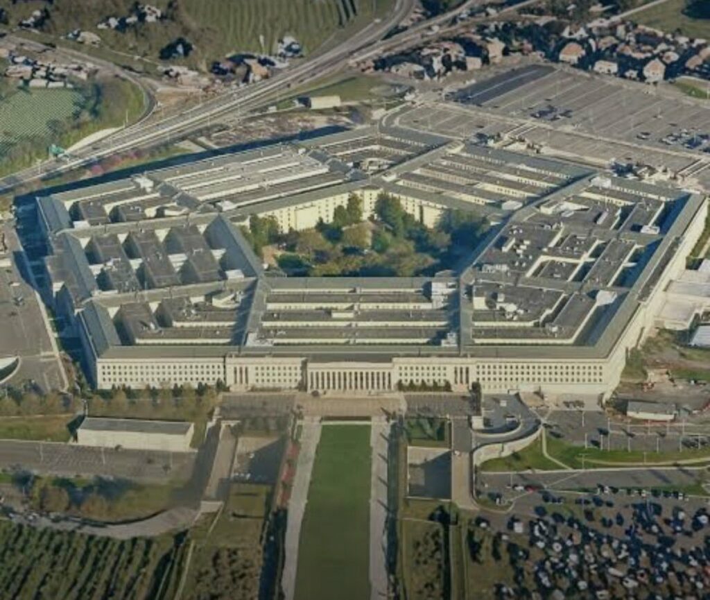 Irán alerta por una posible ofensiva terrestre de Estados Unidos y crece la tensión