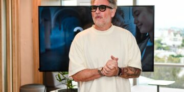 Juan Carlos Santiago, presidente de la Fundación, dio la bienvendida en el evento.