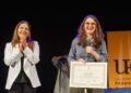 La rectora Julia Oliva Cúneo entregó a Lucrecia Martel el título de Profesora Honoraria de la Universidad Provincial de Córdoba.