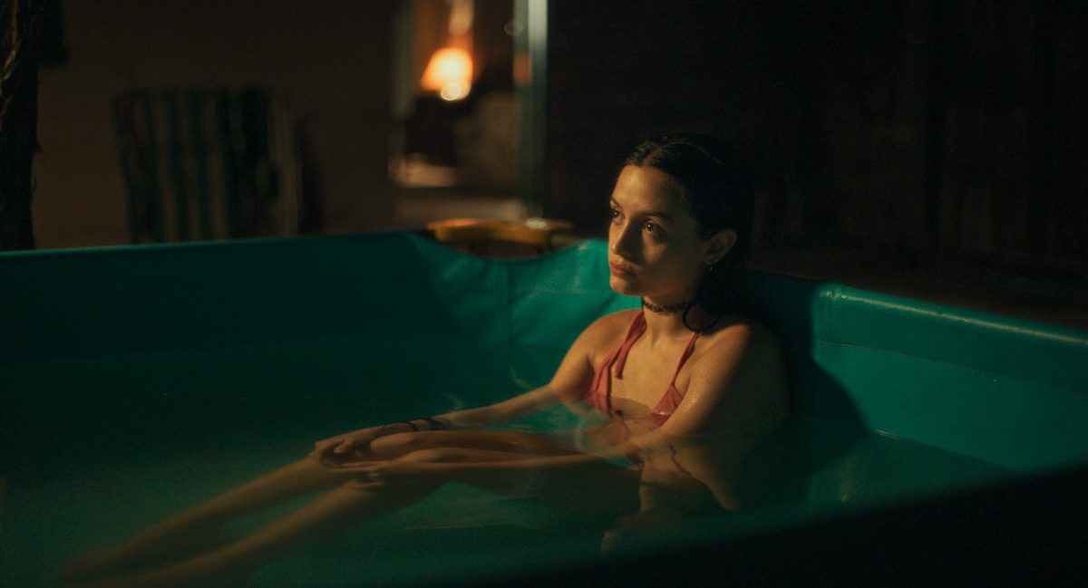 "La virgen de la tosquera" lleva sus hechizos y moscas al streaming