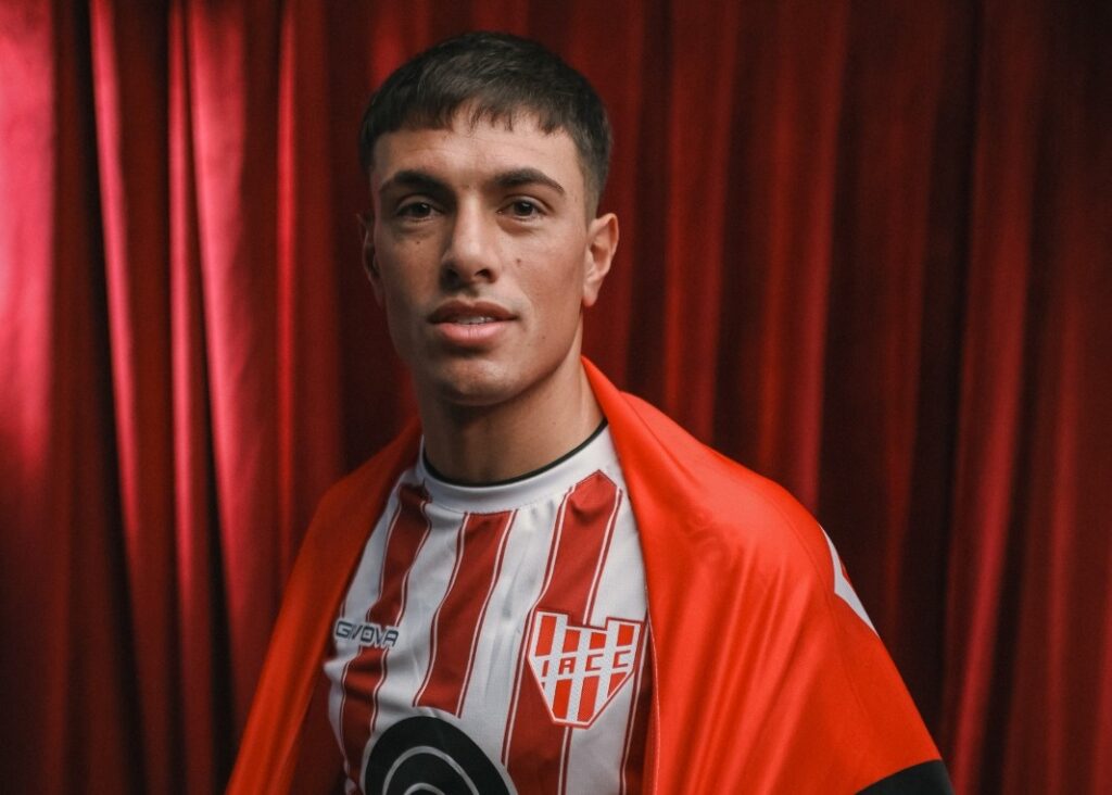 Instituto oficializó a Matías Tissera Instituto oficializó a Matías Tissera