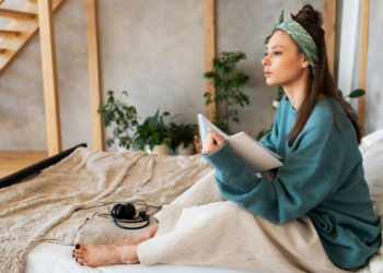 Durante Navratri, se promueven espacios de pausa y registro personal.