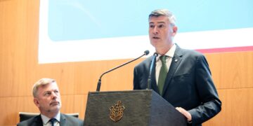 Passerini defendió la obra pública, el déficit cero y la lucha contra el delito