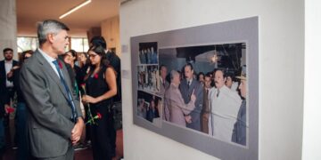 Passerini homenajeó a municipales desaparecidos en el Palacio 6 de Julio