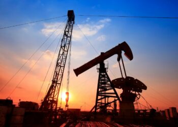 Petróleo arriba de US$100 y activos argentinos con resultados mixtos