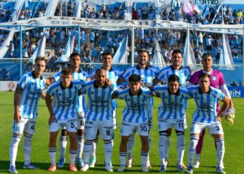 Racing no pasó del empate ante Mitre en Nueva Italia