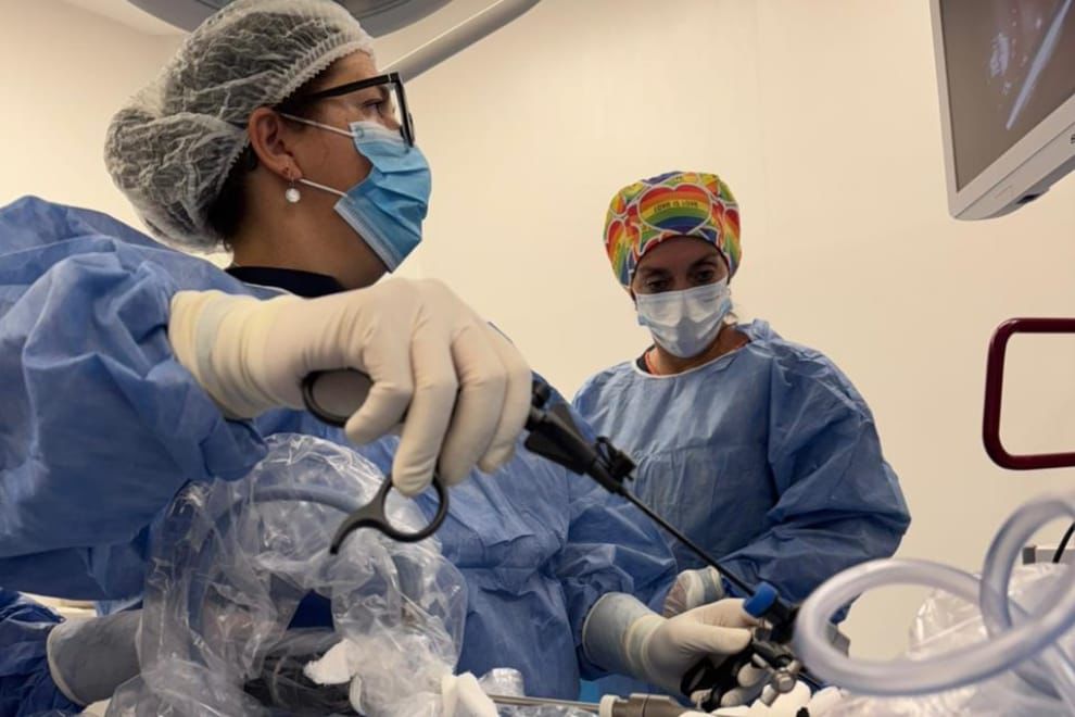 Realizan las primeras cirugías digestivas por laparoscopía en recién nacidos