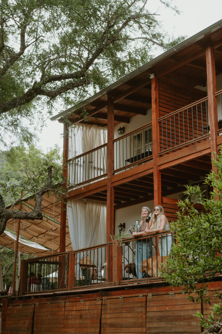 Terrambú, el refugio serrano en Córdoba con alojamiento y carta para perros