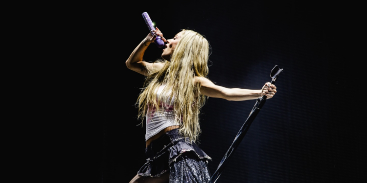 Tini en Córdoba euforia y emoción en el inicio del Futttura Tour (1)