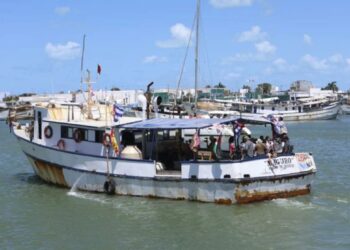 Una flotilla internacional desafía el bloqueo y llega a Cuba con ayuda humanitaria