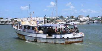 Una flotilla internacional desafía el bloqueo y llega a Cuba con ayuda humanitaria