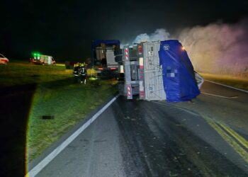 Una mujer murió tras un choque e incendio cerca de Del Campillo