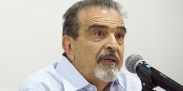 Dr. Antonio Mitre, médico y analista de geopolítica.