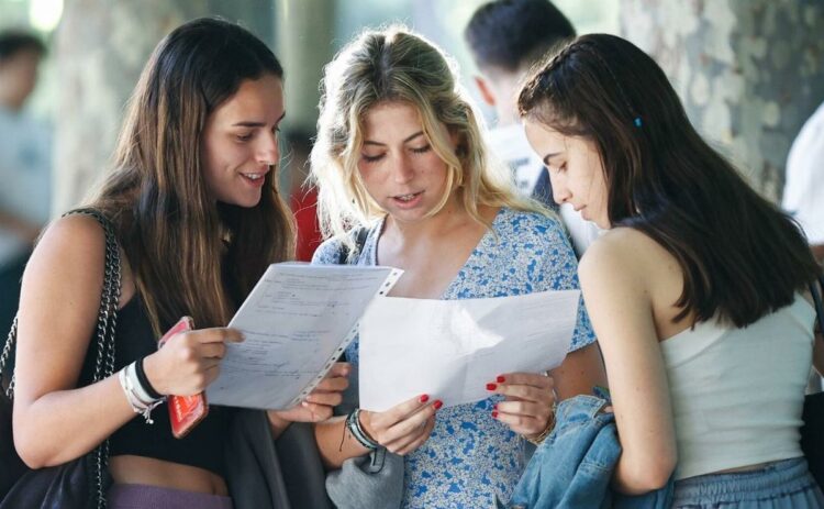 La Agencia Córdoba Joven abrió inscripciones a cursos virtuales de idiomas para jóvenes, con acceso gratuito y cupos disponibles hasta el 6 de abril.