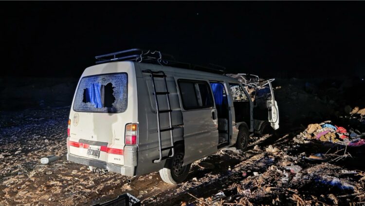 El viaje de una cordobesa al sur que terminó con su camioneta desvalijada El estado en el que apareció la camioneta de las turistas tras el presunto engaño en Cutral Co.