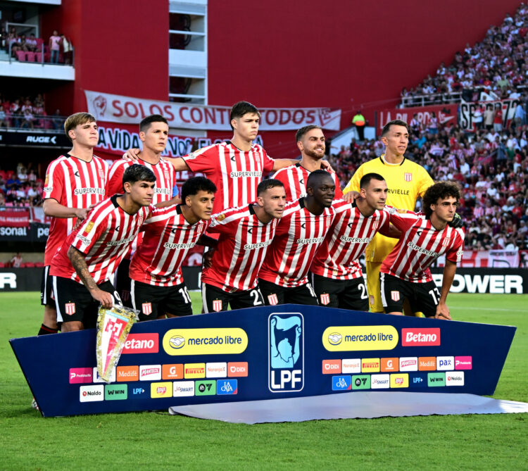 Plantel de Estudiantes de La Plata.