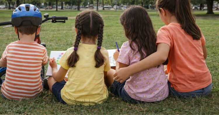 Cuatro hermanos cordobeses buscan una familia que los adopte juntos, con el objetivo de crecer en un entorno afectivo que respete su vínculo y acompañe su desarrollo.