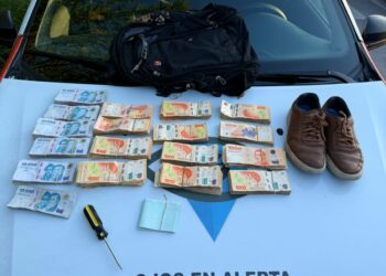 Detenido con $6,5 millones, cheques y herramientas tras dañar un auto.