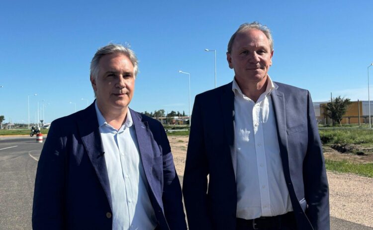 Argentina Week, búsqueda de inversiones y un anuncio millonario para Río Cuarto: la agenda de Llaryora en EE.UU El gobernador viaja acompañado por Guillermo De Rivas, intendente de Río Cuarto.