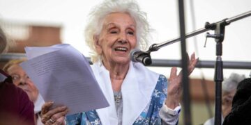 Carlotto cuestionó a Milei: El Gobierno está en otro mundo, quizás pronto esté entre rejas