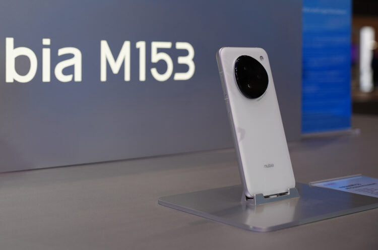 El nubia M153 fue el protagonista del stand.