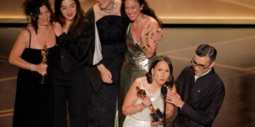 Minuto a minuto: Una noche histórica para Argentina con el triunfo de Violeta Kreimer y un empate tras 13 años Minuto a minuto: Una noche histórica para Argentina con el triunfo de Violeta Kreimer y un empate tras 13 años