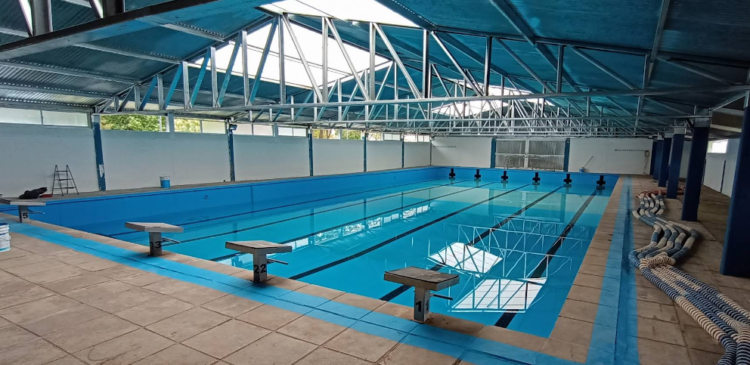 La pileta del Club Atlético Vélez Sarsfield de Oliva donde ocurrió el hecho.