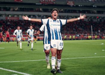 Talleres lo dio vuelta en Avellaneda: venció 2-1 a Independiente con un gol sobre el final