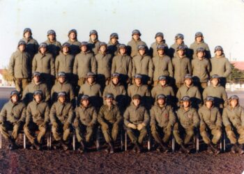 Soldados vuelven al Congreso para recuperar su identidad como veteranos