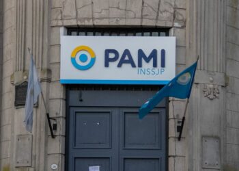 Jubilados se manifestarán en el Pami contra la falta de medicamentos