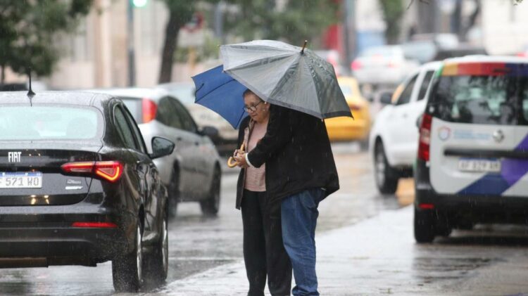 Prevén lluvias y posibles tormentas fuertes en la ciudad de Córdoba Prevén lluvias y posibles tormentas fuertes en la ciudad de Córdoba
