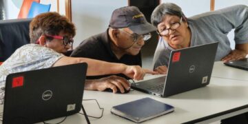 Tecnotecas CREA: lanzaron talleres tecnológicos gratuitos en distintos barrios de Córdoba