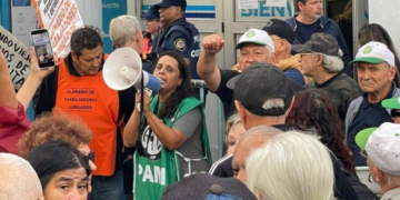 ATE realiza jornada nacional de lucha en Córdoba con protesta y olla popular