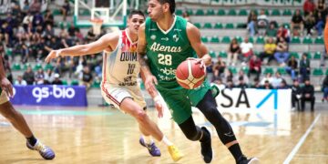 Atenas cayó ante Quimsa y se acerca al play-out