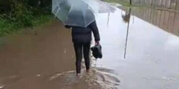 Barrio Quintas del Rosario: vecinos denuncian que un "pantano" vuelve intransitable la calle principal Quintas del Rosario